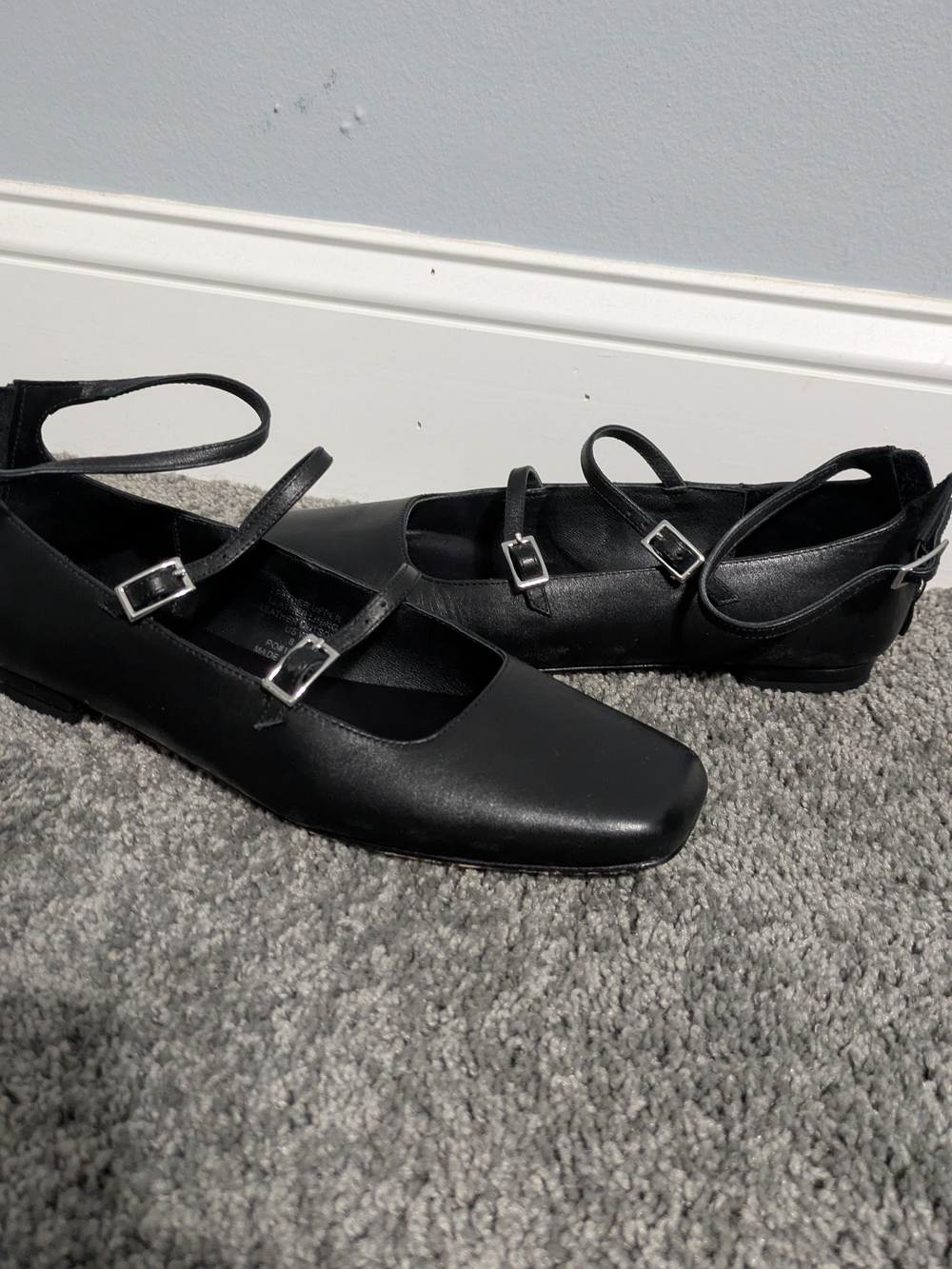 Black Mary Jane Flats - Picture 2 of 3